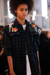 08-carven-details-fall-2018.thumb.jpg.acc0d746494f4b5e6bec10f58a50a4ff.jpg