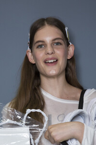 1224325789_No.21Spring2019Backstageo_sZXc_0EXyx.thumb.jpg.f038b12e2a6bff8f92e2e9302afde57c.jpg