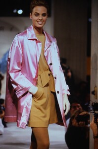 1297958476_perry-ellis-fall-1990(7).thumb.jpg.9c974e2f5c2acdd83d7067bda7b54a8a.jpg