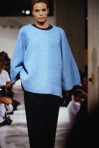 136557554_perry-ellis-fall-1990(4).thumb.jpg.d9033228a93f66ef777443966c631946.jpg