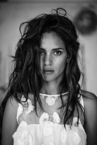 Adria Arjona~13.jpg