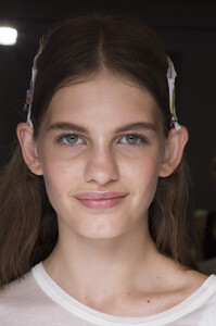 1420422371_No.21Spring2019BackstageZiPRdzuyC2sx.thumb.jpg.0f85b86eea4116f9185fc8db03b3858e.jpg