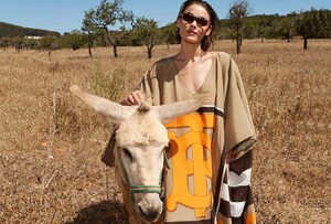 thezoereport.com 9c3fc46c-11b9-405e-914b-9bb74328824f-burberry_beachwear_bio_image_2x_20190715135857.jpg