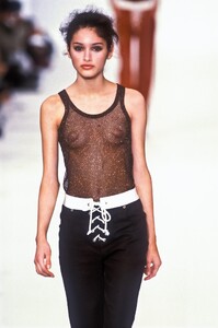 1690279477_SoniaRykiel1997WomenRTW51.thumb.jpg.1d5ffdfac0ecf2e89a87cabfc8ccf396.jpg