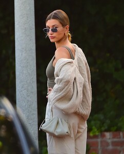      hai150620BZNimage106.jpg