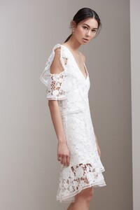 1711_ks_framelss_dress_ivory_sh_10940.jpg