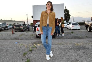       bri190620BZNimage110.jpg