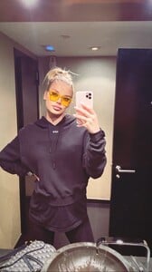 1815422713_sofijamilo15920368792330496763868542066_202116301.thumb.jpg.a05f084c93c7e945ee376f61b6b7f04f.jpg