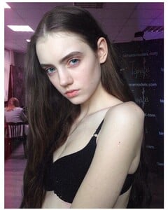 adelesiniak~1512789583~1665722211887394458_2262955796.jpg