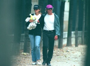 riichard-gere-cindy-crawford-paris-1992 (1).jpg
