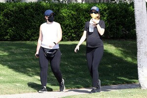       kat150620BZNimage112.jpg