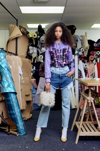21-Natasha-Zinko-Pre-Fall-18.thumb.jpg.575a5d31ff78bc361bbe1be83c0b528f.jpg