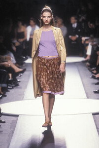 396780487_AlbertaFerretti2000WomenRTW78.thumb.jpg.733d0675428deff9f0fa3d7448e66c38.jpg