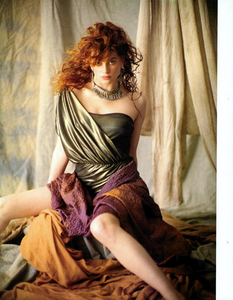 420064562_dOrazio_Vogue_Italia_May_1987_07.thumb.png.d0f06e5a910bd8d5d1e0a46a99a25187.png