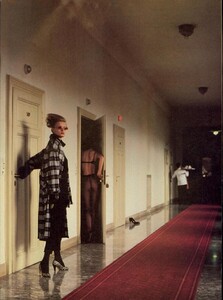 497989390_Vogue-September1983(9-1983)USAaworldofdifferencehelmutnewton6.thumb.jpg.a3ab5aea46d828fababb380a976c9aec.jpg