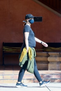       sch020620BZNimage121.jpg