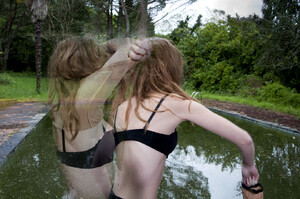 5_shirtoffbypool.thumb.jpg.af16f98d957d63066da5850b0fe57d70.jpg