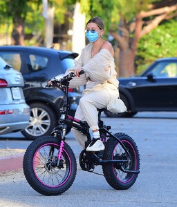       hai150620BZNimage114.jpg