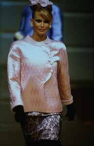 796686213_valentino-hc-fw-1995(9).thumb.jpg.26200c83c3e2ab755b9c746bbc66919d.jpg