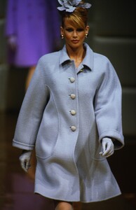 800101130_valentino-hc-fw-1995(4).thumb.jpg.98294a48408776f96379917ec4925f25.jpg