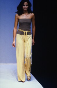 820673699_paco-rabanne-ss-1997(19).thumb.jpg.833905313d46d168927833cc14bcf9ab.jpg