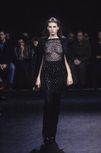 863383650_CostumeNational1998WomenRTW15.thumb.jpg.f8233fefa76f2f6a7589888526d0b65d.jpg