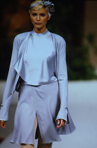 valentino-hc-ss-1994 (6).jpg