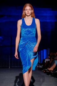 Atlein-RTW-FW19-Paris-9356-1551349833.thumb.jpg.14b2cb9f89c4728d210fd7e999ab9afd.jpg