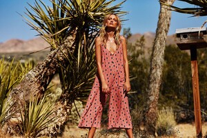 BEACHRIOT_3052-Edit-Edit.jpg