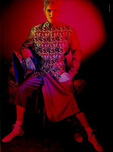 Bailey_Vogue_Italia_February_1985_01_04.thumb.png.069fd790ba92f5c7e9ffc031eced716b.png