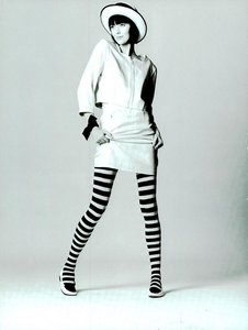Bailey_Vogue_Italia_February_1987_02_03.thumb.png.91d0e2000be99b443da146ffd9c8a2f1.png