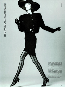Bailey_Vogue_Italia_February_1987_02_08.thumb.png.a2d66605716ae4944726164660136620.png