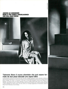 Barbieri_Vogue_Italia_April_1977_01_11.thumb.png.21fe5e4e39c65ddbea25dfbd136d595e.png