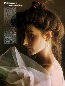 Bellezza_Vogue_Italia_April_1977_01_05.thumb.png.807c04d8b32d9ec6a96d36526930d241.png