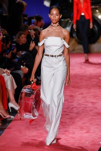 Brandon-Maxwell_-RTW-SS19-New-York-2105-1536447511.thumb.jpg.57bbac45850781c6e5ddc8278430afab.jpg