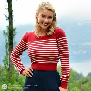 Breton_stripe_cropped_jumper_zoom-25514b7.jpg