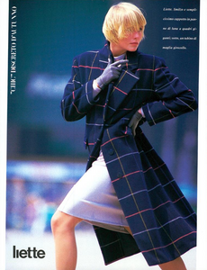 Caminata_Vogue_Italia_September_1987_01_03.thumb.png.966bc14af394645731621c9f1c7718b5.png