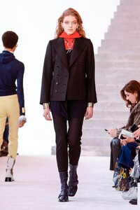 Chloe-RTW-FW19-Paris-6764-1551349975.thumb.jpg.ab55aaa8488c91752ee9f17783e97a30.jpg