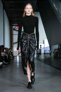 Dion-Lee-RTW-FW20-New-York-4295-1581349118.thumb.jpg.1d5dcbce7ff0811c9629a530e048aac6.jpg