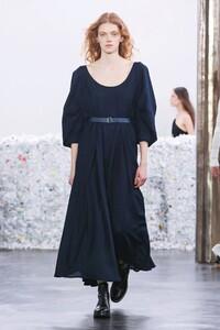 Gabriela-Hearst-RTW-FW20-New-York-6724-1581424460.thumb.jpg.45cf1c1d37fd1ed08f30e0da2a0e6e4b.jpg