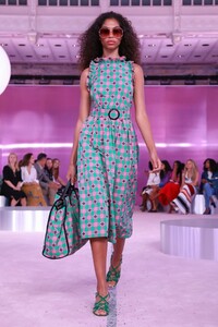 Kate-Spade-New-York-SS19-New-York-0039-1536335742.thumb.jpg.38429de5c207d84e0af886f2a83d6139.jpg