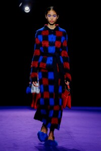 Kenzo-Men-Women-FW19-Paris-3844-1547991406.thumb.jpg.d6fee22972e3ffb95663b7dab77f7f6b.jpg