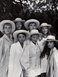 Kilt_Chin_Vogue_Italia_February_1994_05.thumb.png.4873ad6e8a4e2727cb4d7ca5df658d26.png