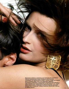 King_Vogue_Italia_May_1987_06.thumb.png.70974058da58c645f8af5129ec90c3b0.png
