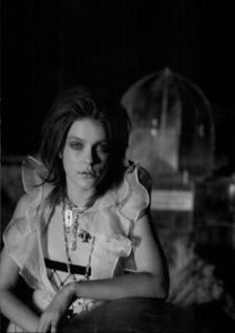 Lindbergh_Vogue_Italia_March_2005_04.thumb.png.6dc3e59471eeb0df448a088819742607.png
