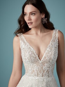 Maggie-Sottero-Ricarda-Rose-9MT897UB-Alt2.jpg