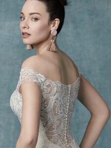 Maggie-Sottero-Sabra-9MC117-alt3.jpg