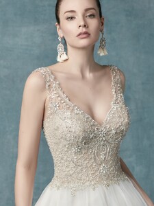 Maggie-Sottero-Sophronia-Marie-9MS131MC-alt1.jpg