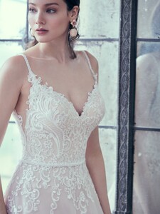 Maggie-Sottero-Wallis-9MS030-promo2.jpg