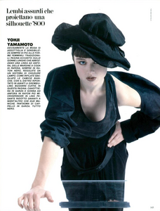 Meisel_Vogue_Italia_February_1985_01_10.thumb.png.9fc75200f9a0fffc3e58f3f59ebc42cc.png